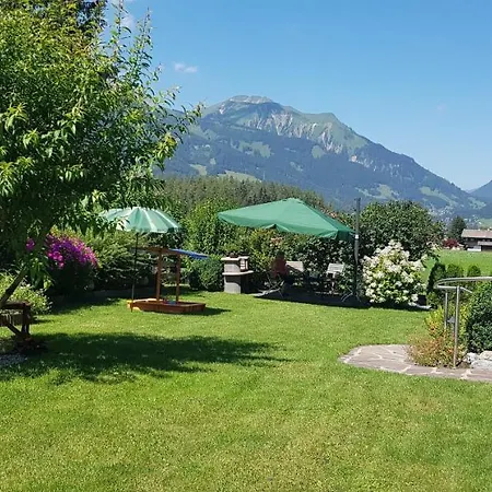 Gaestehaus Schoeneweiss Ehrwald