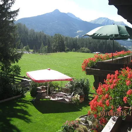 Apartment Schoeneweiß