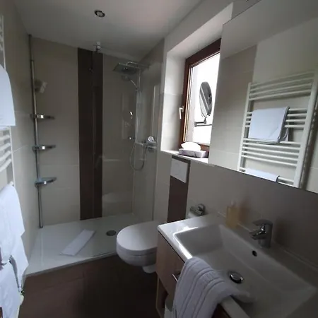 Gaestehaus Schoeneweiss شقة *