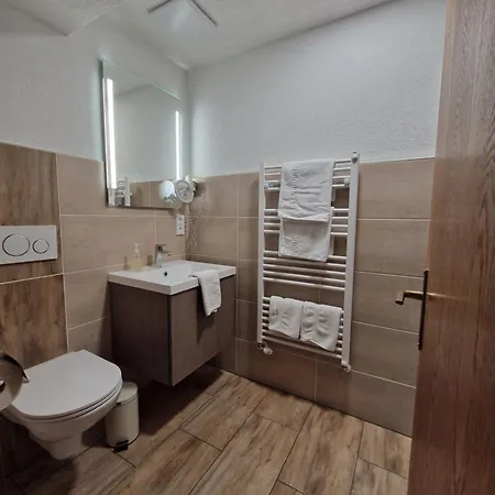 شقة Gaestehaus Schoeneweiss *