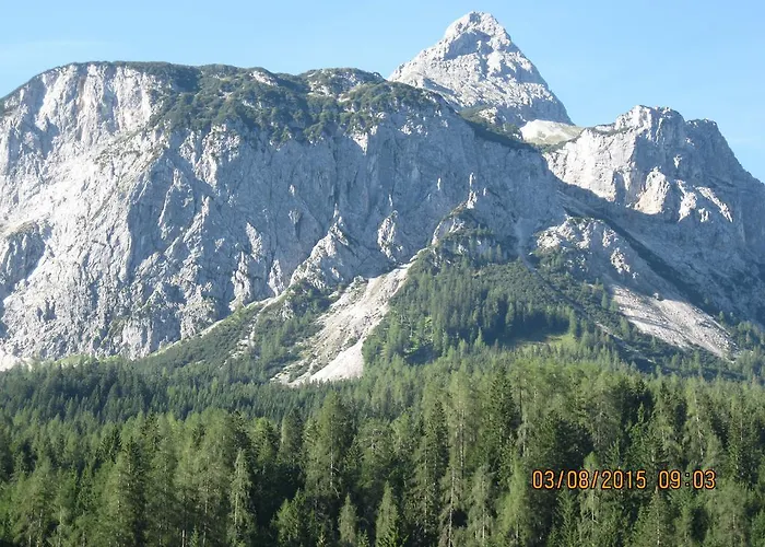 Lägenhet Gaestehaus Schoeneweiss Ehrwald