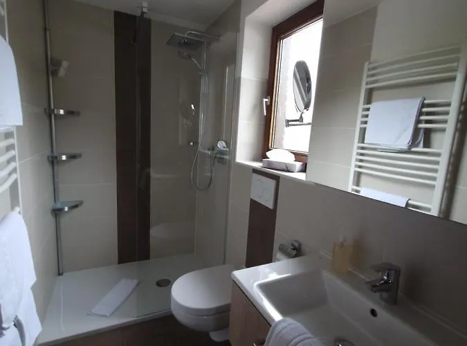 Gaestehaus Schoeneweiss Lägenhet *