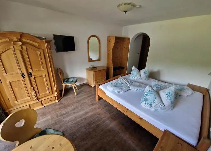 Lägenhet Gaestehaus Schoeneweiss Ehrwald