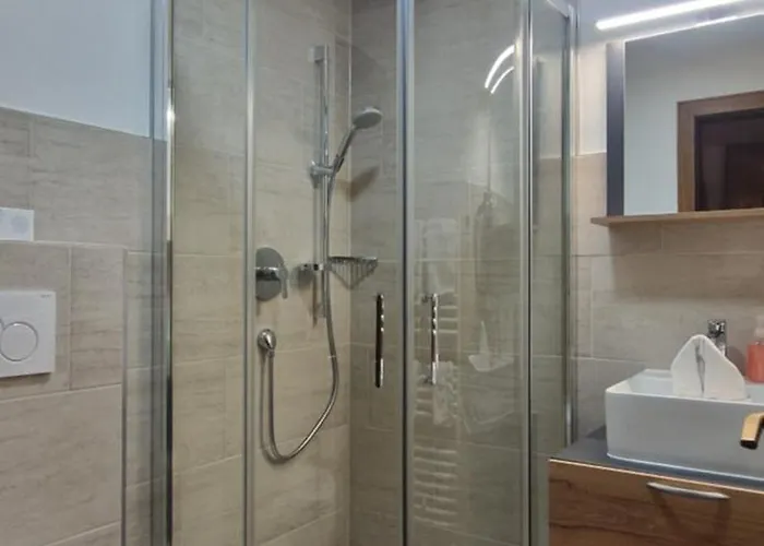 Lägenhet Gaestehaus Schoeneweiss *