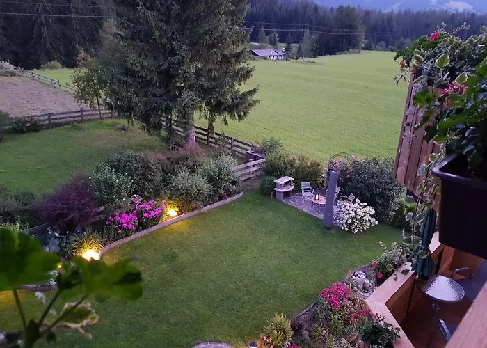 Gaestehaus Schoeneweiss Lägenhet *