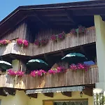 Gaestehaus Schoeneweiss Appartement Ehrwald