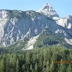 Appartement Gaestehaus Schoeneweiss Ehrwald