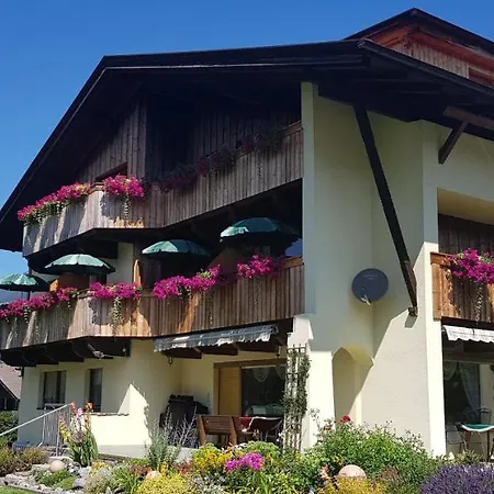 Gaestehaus Schoeneweiss Apartamento