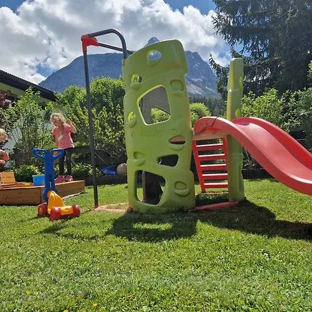 Gaestehaus Schoeneweiss