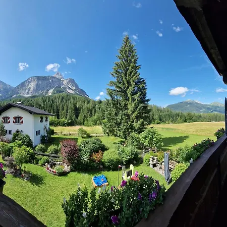 شقة Gaestehaus Schoeneweiss ايروالد