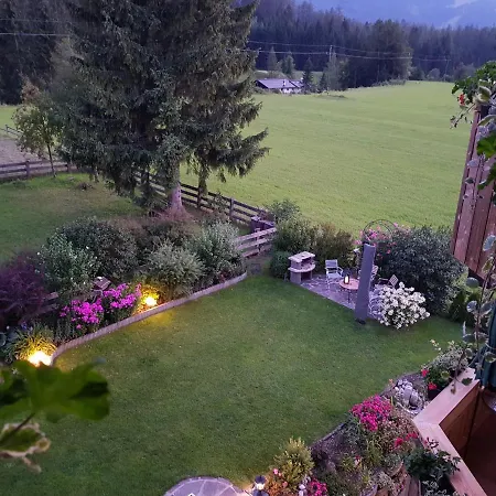 Gaestehaus Schoeneweiss Apartamento *