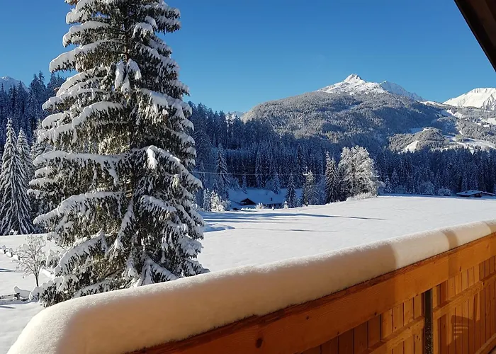 Gaestehaus Schoeneweiss * ايروالد